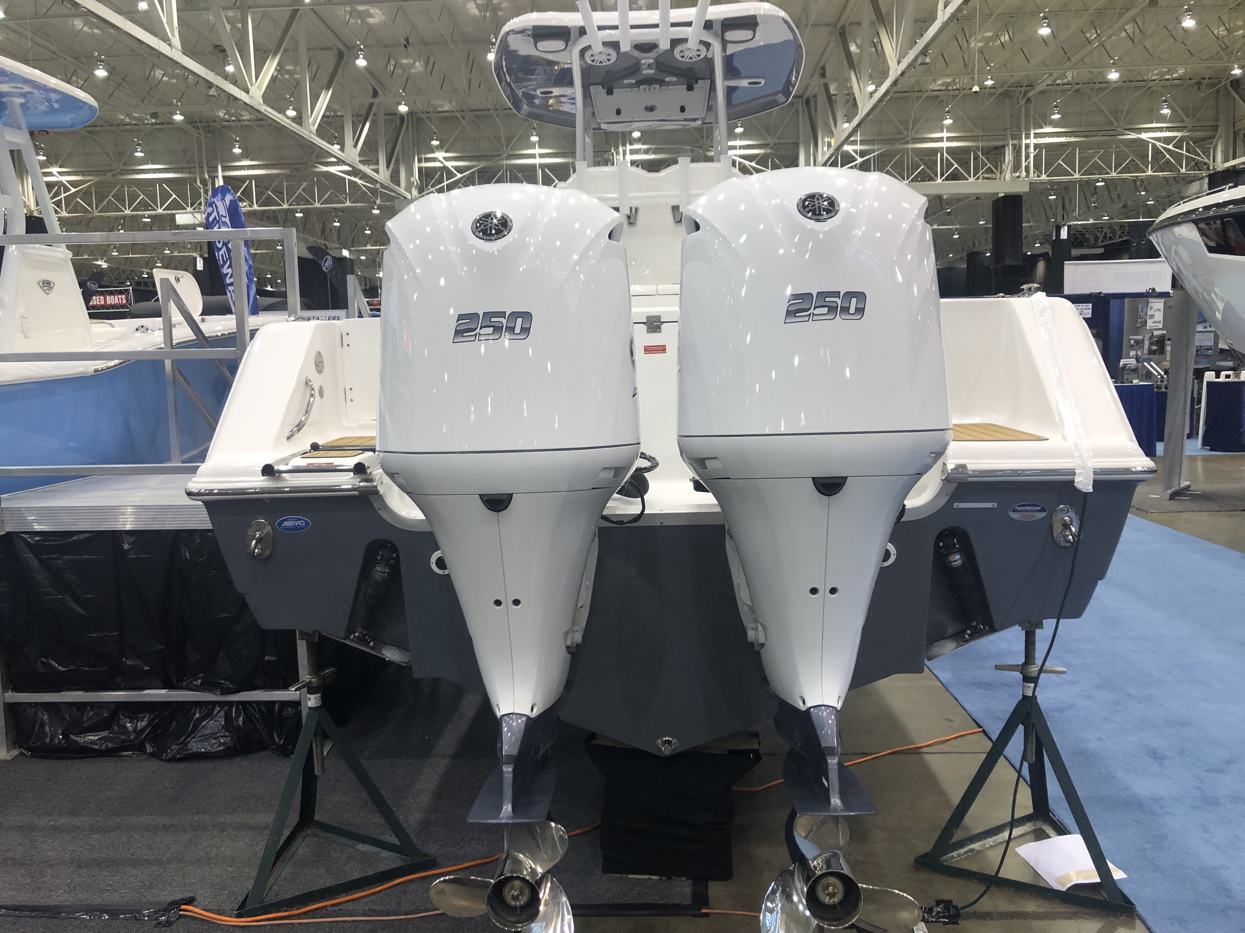 ラボ・パーティGT21.The Tale of the 15 Castaway Castaway Yacht Sales | Edgewater and Highfield Boat Dealer
